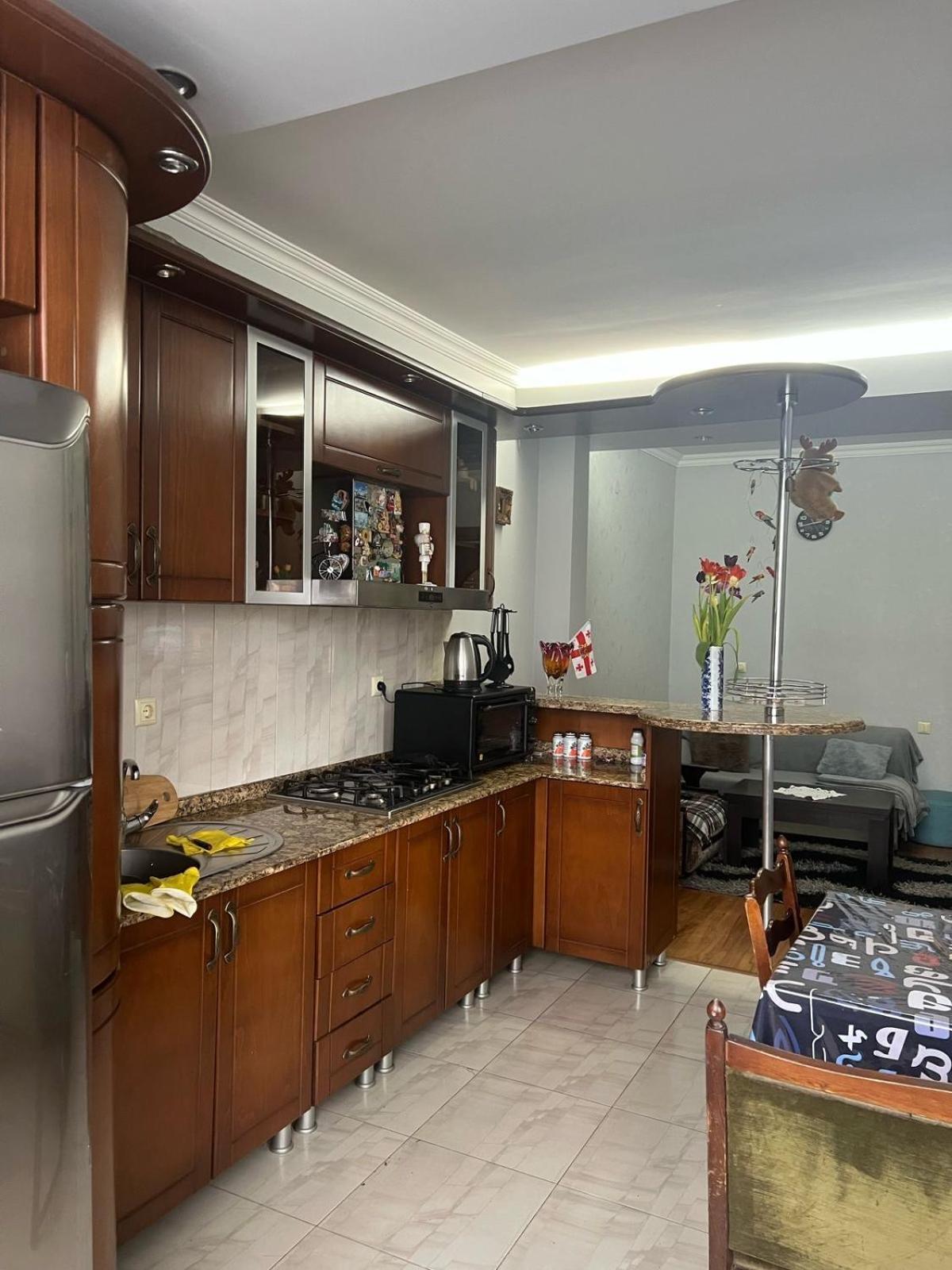 Apartment Rustaveli 57 バトゥーミ エクステリア 写真
