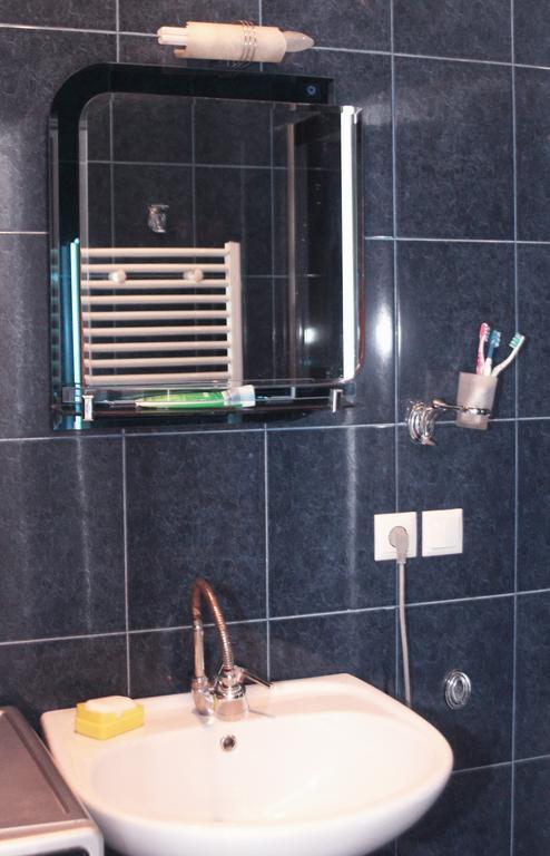 Apartment Rustaveli 57 バトゥーミ エクステリア 写真