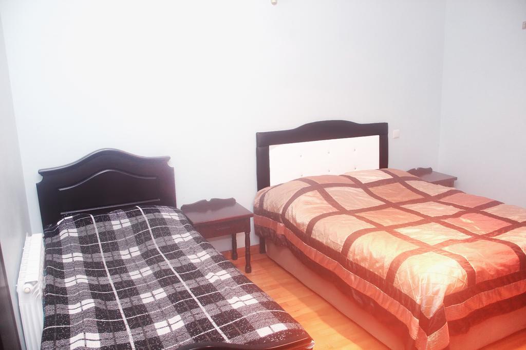 Apartment Rustaveli 57 バトゥーミ エクステリア 写真